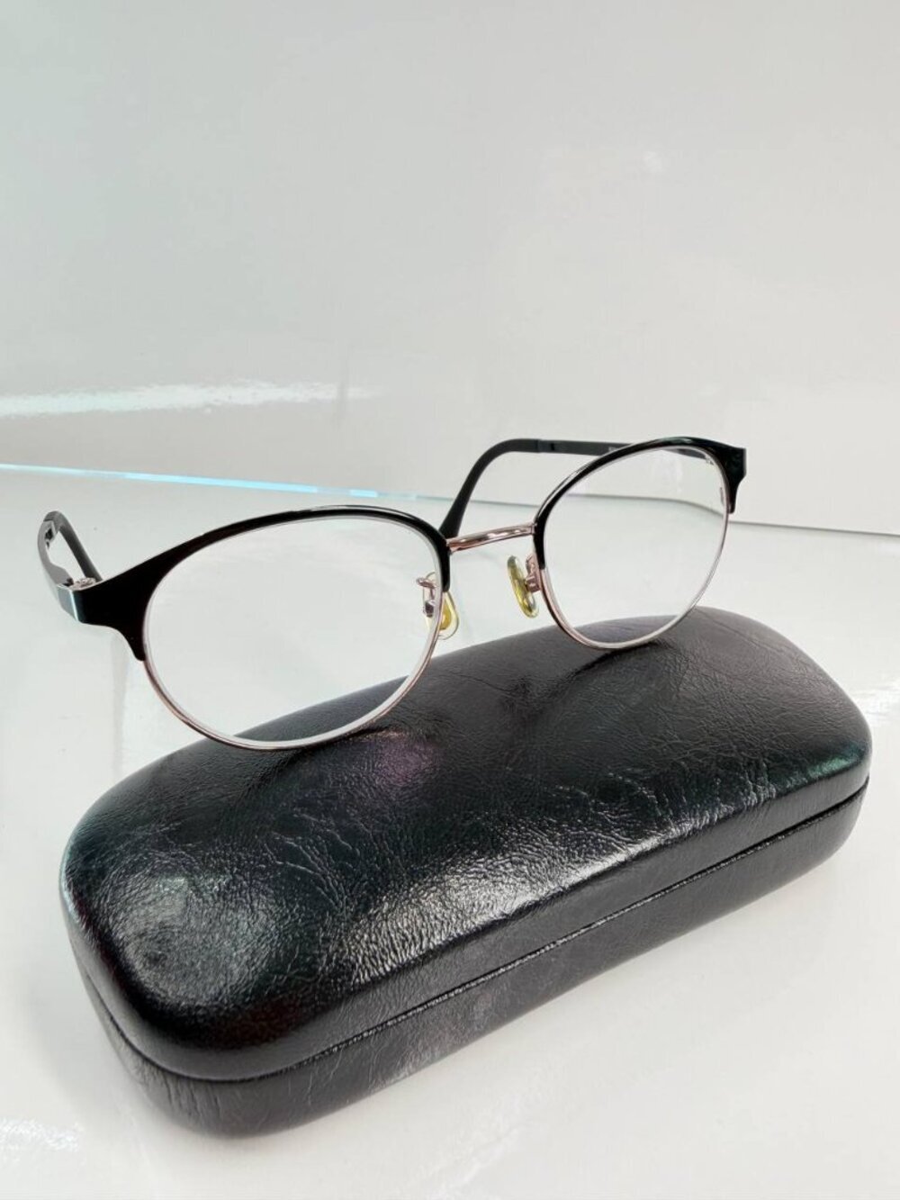 Modern Klasse Round Prescription Eyeglasses – Made in Korea